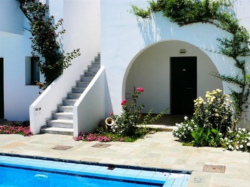 Agia Marina Eva Suites & Apartments المظهر الخارجي الصورة
