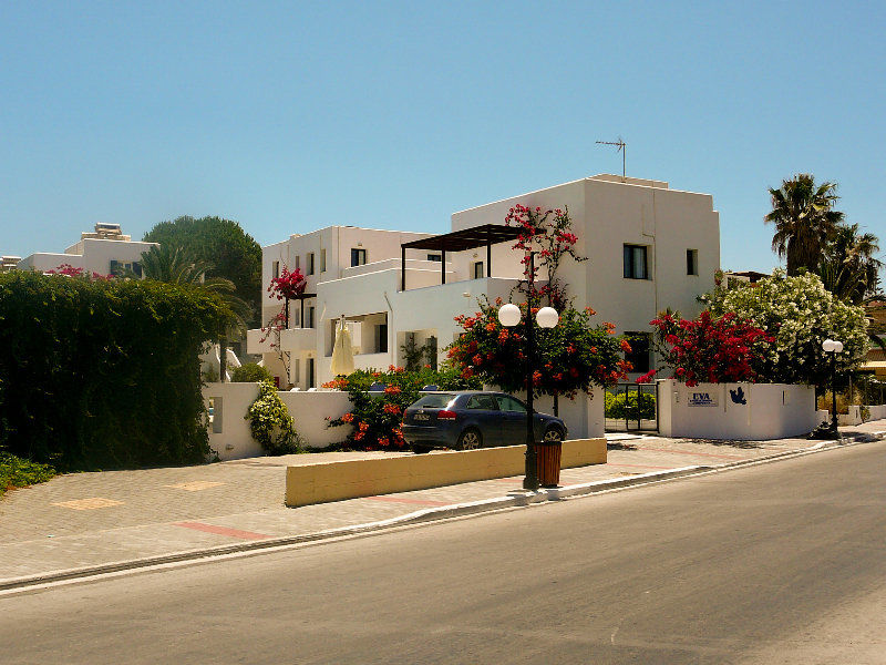 Agia Marina Eva Suites & Apartments المظهر الخارجي الصورة